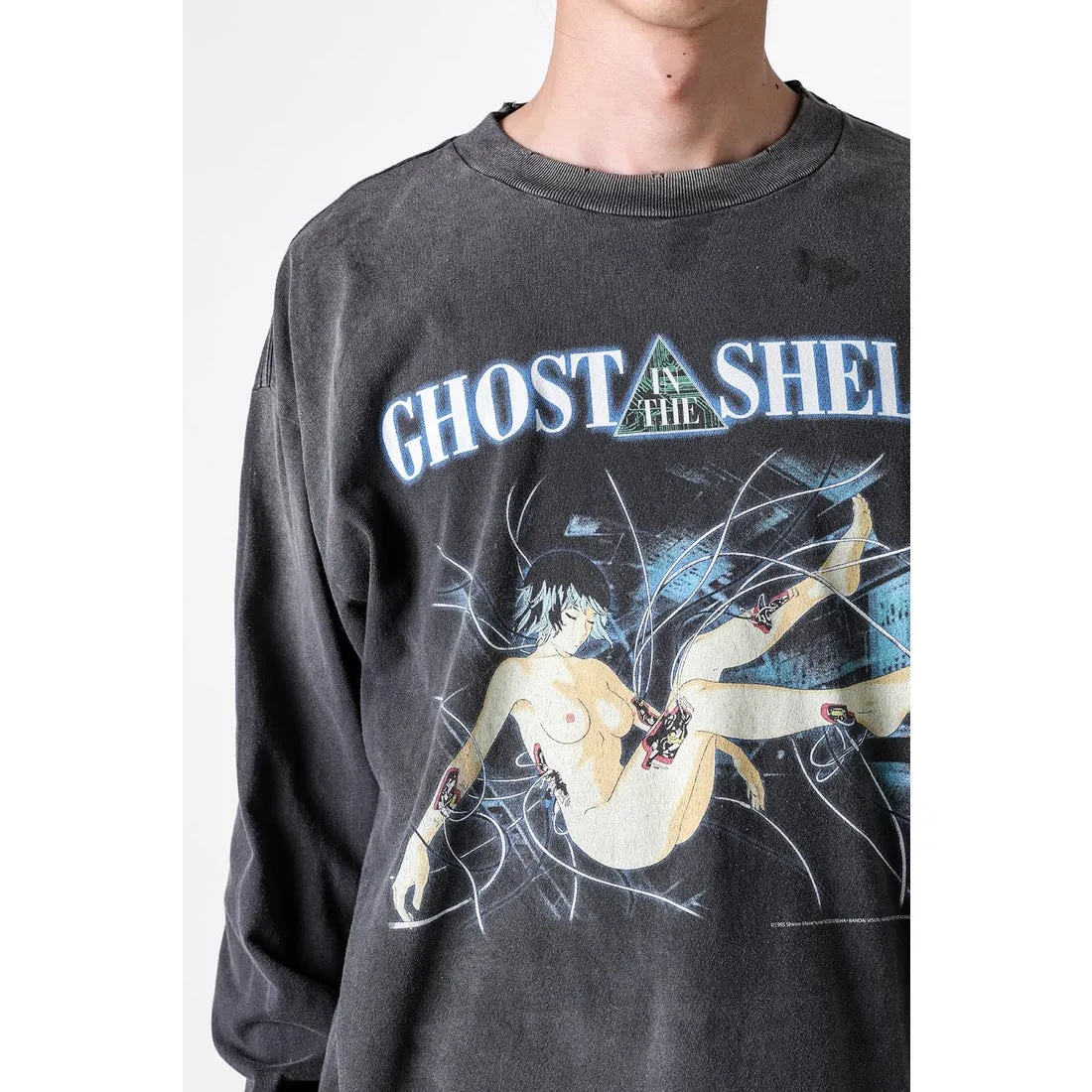 SAINT Mxxxxxx × GHOST IN THE SHELL Ghost in the Shell GS_LS TEE/GITS/BLK Big IP Ghost in the Shell co-branded model Sleeping Motoko Kusanagi Retro distressed long sleeves with holes Washed black S-XL
